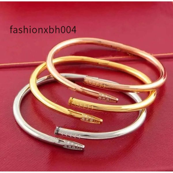 Femme Bracelet Gold Designer Bijoux Vis Bangle 6 mm Titanium Steel Brangle Couple Jewel avec Bracelets de tournevis Bracelet de haute qualité Femmes Men de haute qualité