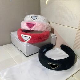 Vrouw hoofddekweerontwerper Fluffy Headband Dames mode sieraden luxe haar hoepels fuzzy headbanden bandeau 11 kleuren hoofd haarbands