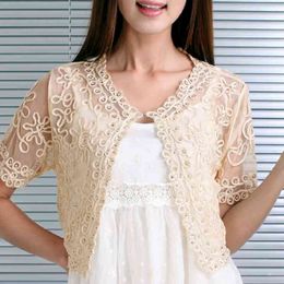 Vrouw jas zomer korte mouw vest jas vrouwen jacektts voor vrouwen holle mesh kanten jurk sjaal cape jas vrouwen D606 210426