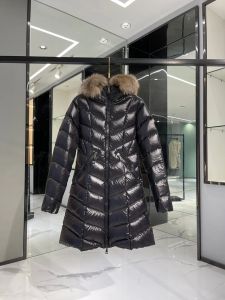 Mujer Lujo Francia Chaqueta de plumón para hombre Carta Monclair Logo Mujeres de punto Parkas Panel Abrigos casuales Chaquetas de bombardero Diseñadores Hombres S Ropa7