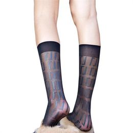 Vrouw Luxe Sokken Designer Kousen F Letter Sokken Dunne Stijl Afdrukken Kalfsokken Sexy Enkelbandje Zwarte Mode Uitgehold Les Chaussettes