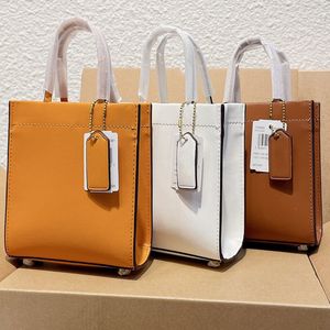 Bolsos de bolso de mujer bolso bolso de cuero mini tamaño de hombro con bolsas de polvo de caja