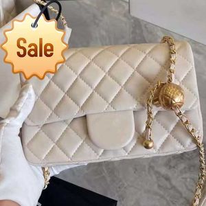 Woman's merkontwerpers schoudertassen 2023 vierkante dikke kleine gouden ball rhomb keten schouders messenger tas textuur lambskine crossbody tas fabriek directe verkoop