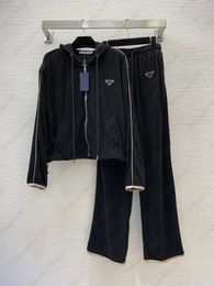 Femme Survêtement Joggers Femmes Survêtement Designer Deux Pièces Ensemble Original Logo Fermeture À Glissière Tête Cordon À Capuche Veste Avec Taille Élastique Pantalon Droit Femmes Vêtements