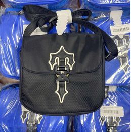 Femme Trapstar Messenger Nylon Sac à bandoulière Femmes Hommes Rappeur Trapstars IRONGATE COBRA T Sac à main de luxe Designer Pochette d'épaule Sacs à dos imperméables Y3