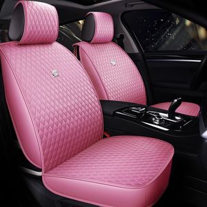 Mujer usando funda de asiento de coche para Toyota la mayoría de los coches SUV cuero artificial auto impermeable cojín de asiento accesorio interior Rhinestone universal rosa