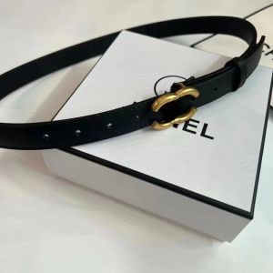 Femme designer designer ceinture de mode ceinture classique de 2,5 cm de largeur 6 couleurs pas de boîte avec chemise de robe concepteurs femme ceintures s