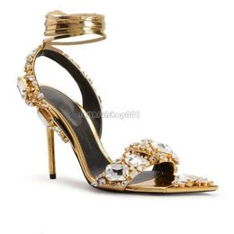 Womans Tom Ford Chaussures Crystal Metallic Crystal Embellie Sandales à la cheville Talales Talons talon