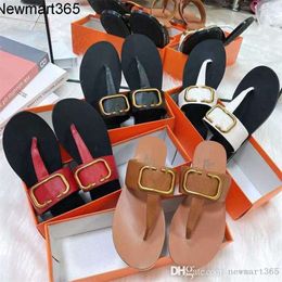 Dames slippers hardware decoratieve visgraatontwerper slippers 2024 nieuwe mode sandalen zomer platte schoenen 4 kleuren