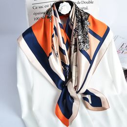 Vrouwen 100% echte zijden vierkant sjaal voor geschenk hangzhou pure zijde nekscarf wraps kerstdag aanwezig vierkante zijden sjaals bandanas 240515