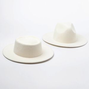 Femmes 100% laine feutre chapeaux blanc large bord Fedoras pour la fête de mariage chapeaux d'église Pork Pie Fedora chapeau disquette Derby Triby chapeaux Base Y200110