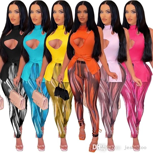 Femmes Pantalon de 2 pièces Ensemble de concepteurs Vêtements 2022 Spring and Summer Hollowed Out Crop Top Top imprimé Leggings Tenues Sportswear