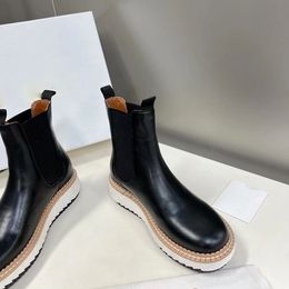 Botas de diseñador de lujo para mujer, botines de cuero, botas planas con plataforma, talla 35-40, 2023