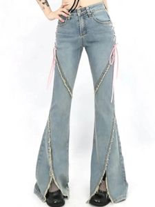 Vrouwen American Retro Flare Jeans Girls High Taille Onregelmatige Slit Riem Boot Cut Pants Lady Light Blue Denim Bell Bottom broek 240524