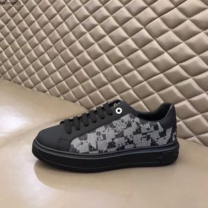 Zapatos de diseñador para mujeres y hombres, zapatillas planas de marca de lujo para parejas, diseño único muy cómodo, tamaño hm05981