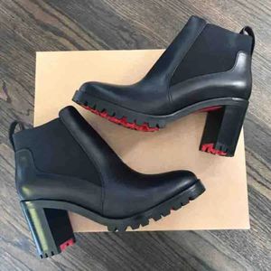 Bottines femme en cuir noir avec chaussures à pointes Marchacroche Chelsea Boots Capahutta Plate-forme plate botte femme créateur de luxe