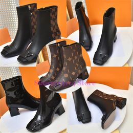 Botas de tobillo para mujer Botines de cuero de piel de vaca clásicos Australia Martin7 Diseñador Shake Boot Chunky Ladies Tacones altos Medios zapatos de fiesta negros con punta cuadrada