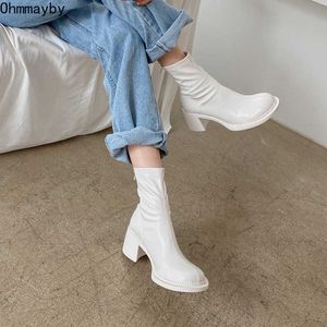 Femmes bottines femme carré haut talon mode fermeture éclair chaussures pour femmes 2021 automne hiver cuir souple blanc court femme chaussons Y0905