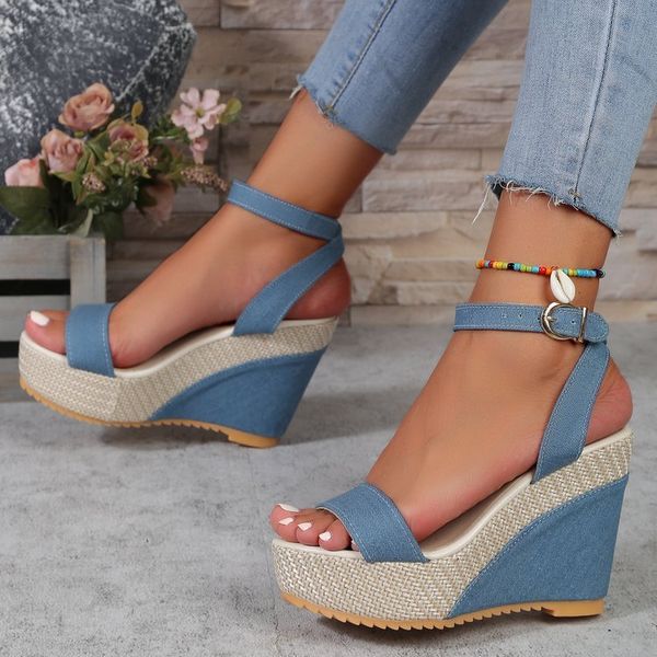 Femmes à la cheville Boucle Corloge Sandales pour femme Sandale de denim d'été confortable Sole épaisse imperméable Platform Chaussures Mujer Plus taille 35-42 12 Couleurs Choisissez