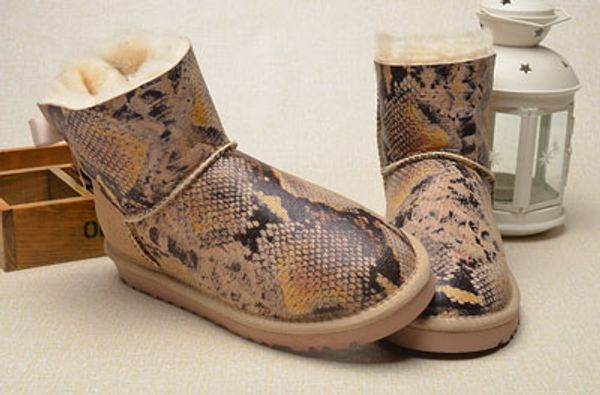 Femmes bottines de neige super A bottes de neige en cuir imprimé python grain bottines prix d'usine Us 5-9 chaud confortable