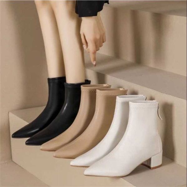 Femmes cheville cuissardes bottes en cuir printemps nouvelle version coréenne pointu court talon épais dos fermeture éclair mi Martin mode femmes chaussures 230830