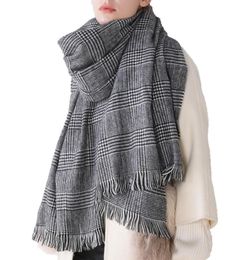 Bufanda de otoño e invierno para mujer, bufandas clásicas de Cachemira a cuadros en blanco y negro, chal femenino, nueva moda 7010098