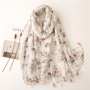 Vrouwen herfst mode wrap vintage bloemen tassel viscose sjaal van de Indiase print pashmina stal bufandas moslim hijab snood