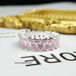 Femme Bande Tiifeany Ring Jewelry S925 STERLING Silver New Pink Full Diamond Zircon Open Édition coréenne Cool et distinctive Design minimaliste