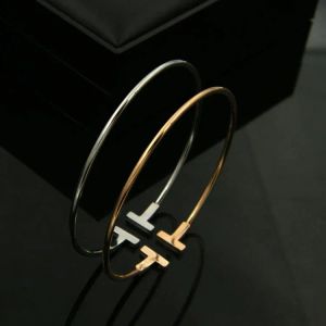 Bracelet à bijoux en acier inoxydable pour femmes, manchette ouverte, Double Tfashion, bijoux classiques de haute qualité
