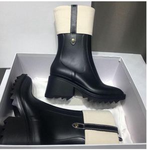 Femmes Betty Bottes Rainboots Talon Haut Étanche Designer Boot PVC Caoutchouc Pluie Eau Chaussures Genou Haute Nouveau Design