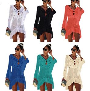 Femmes de bikini couverture ups mode solid tricot Hollow Out Pareo dames v Collar Beach Robe Summer SUNSn Swearf Scât 053875792