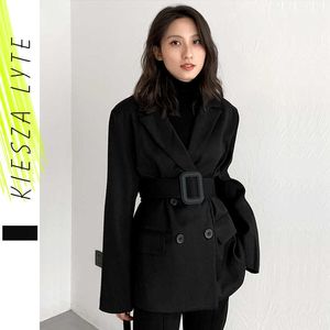 Mujeres Blazer negro con cinturón Espesar Chaqueta acolchada Abrigo femenino Otoño Invierno Abrigos de moda Femme Jaqueta Feminina 210608