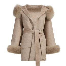 Femmes mélanges Jxwatcher manteau et mode longueur moyenne veste en cachemire à capuche 100 véritable col de fourrure poignets hiver pour les femmes 231117