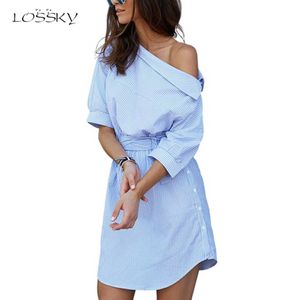 Femmes Bleu Robe rayée Épaule Demi-manche Ceinture 2020 Summer Sexy Party Mini Robes Plus Taille Robe Robe de plage X0521