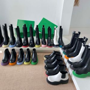 Dameslaarzen Botega-laarsschoenen Martin Chaussures Platformlaarsjes Real Leather Crystal Outdoor Designer Top