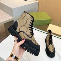 Dameslaarzen Leren Chelsea enkellaarzen Volnerfleer elasticiteit platform instapper ronde neus Outdoor damesschoenen luxe designer Platte laarsjes Martin