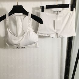 Dames beha sport tanktop shorts set luxe bikini bikinis zwempak ontwerper sexy ondergoed sportieve yoga boksers hindernissen split bad pakken zwemkleding