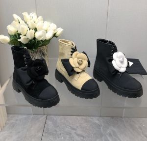 Femmes marque de luxe concepteur hiver femmes bottines noeud papillon mode en cuir véritable vache naturelle bottes en daim couleur mélangée talons moyens bottes de canal de fleur