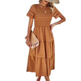 Vrouwen Casual jurken A-lijn Smocked Cut Out Out Out Short Sleeve Midi Dress Slim bescheiden Crewneck Flowy Tiered Wedding Guest Beach Lange jurk