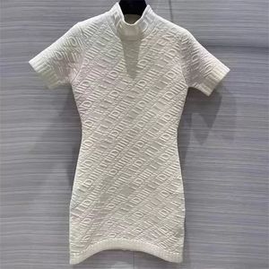 Vrouwen casual jurken in reliëf 3D relief dames kleden twee stukken gebreide tanktop gesierd vrouwen sweaterdresses