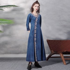 Vrouwen casual jurken vintage geborduurde blauwe jurk katoen v-hals nationale vestidos cheongsam stijl kleding