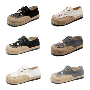 Chaussures décontractées Gai Summer Walk Outdoor Chaussures classiques de baskets de luxe bas Designer Casual Shoes Eur 36-40