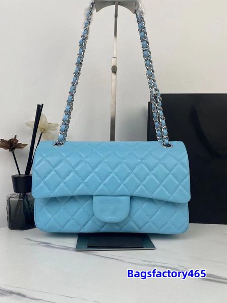 Bolsos de hombro clásicos con doble solapa para mujer Bolso de diseñador con cadena de metal plateado colorido Acolchado de diamantes de piel de cordero Cuerpo cruzado acolchado de lujo 25 CM