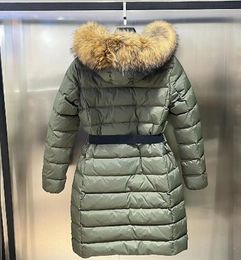 Femmes classiques longs couler winter puffer renard fox en fourrure m créatrice de parkas épais parkas vestes de luxe streetwear homme tabourets avec ceinture