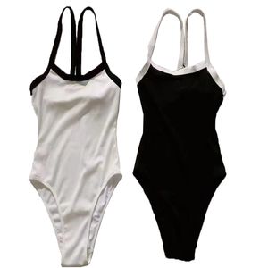Femmes classique une pièce Bikini Sexy licou maillot de bain noir blanc Bikini haute qualité maillot de plage pour les femmes