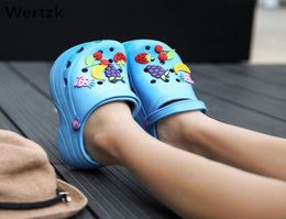 Femmes Clogs Platform Plateforme Sandales Sandales Cartoon Fruit Slippers Slip on For Girl Beach Shoes Fashion Tlides Outdoor4515683