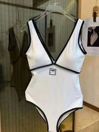 Femmes Deep V-Neck Sexy Sexy Elegant Logo Print Designer Pagied One Piece Bathing Wear Swimsuit Smlxl