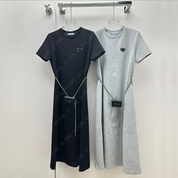 Femmes Deess Designer Calssic Triangle Pint Robes Longues D'été Slim Jupe Une Pièce Avec Chaîne Pack