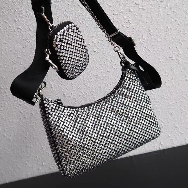 Femmes Designer Sacs Sac à bandoulière Sac à bandoulière Sacs à main trois pièces Diamant noir Hobo Portefeuille Nylon Chaîne Dames Sacs à main Messenger Épaule En gros