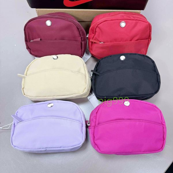 Bolsos de diseñador para mujer, bolsa de almacenamiento, mini bolso, bolso de cosméticos de alta calidad, bolsos casuales de moda, bolsos de maquillaje impermeables, bolso de viaje portátil para gimnasio y yoga